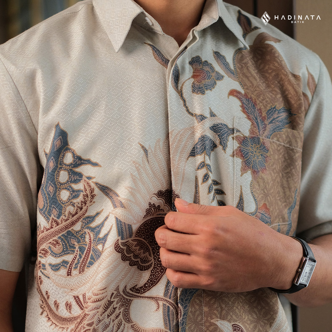 Hadinata Batik Premium Kemeja Batik Pria Lengan Pendek Furing Dobby Garudeya Cream