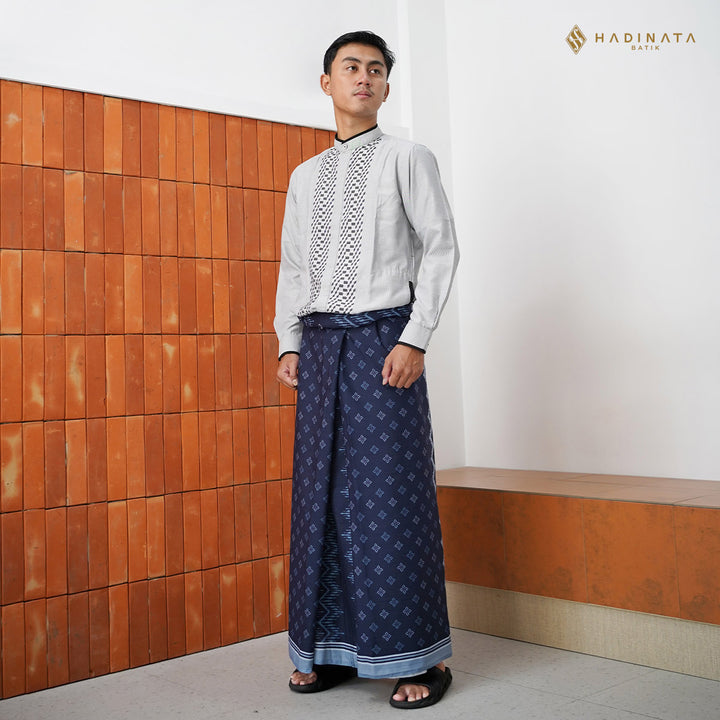 Hadinata Batik Sarung Ayoeb Navy