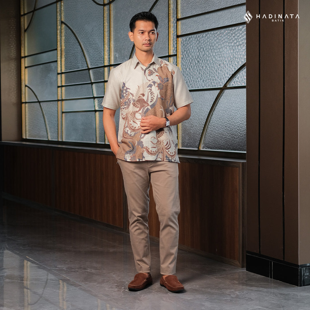 Hadinata Batik Premium Kemeja Batik Pria Lengan Pendek Furing Dobby Garudeya Cream