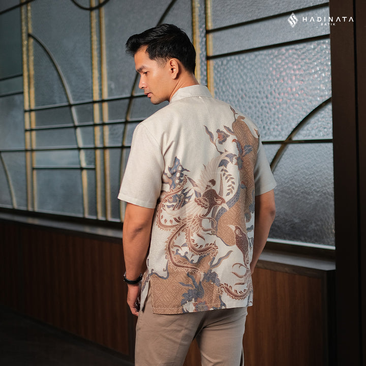 Hadinata Batik Premium Kemeja Batik Pria Lengan Pendek Furing Dobby Garudeya Cream