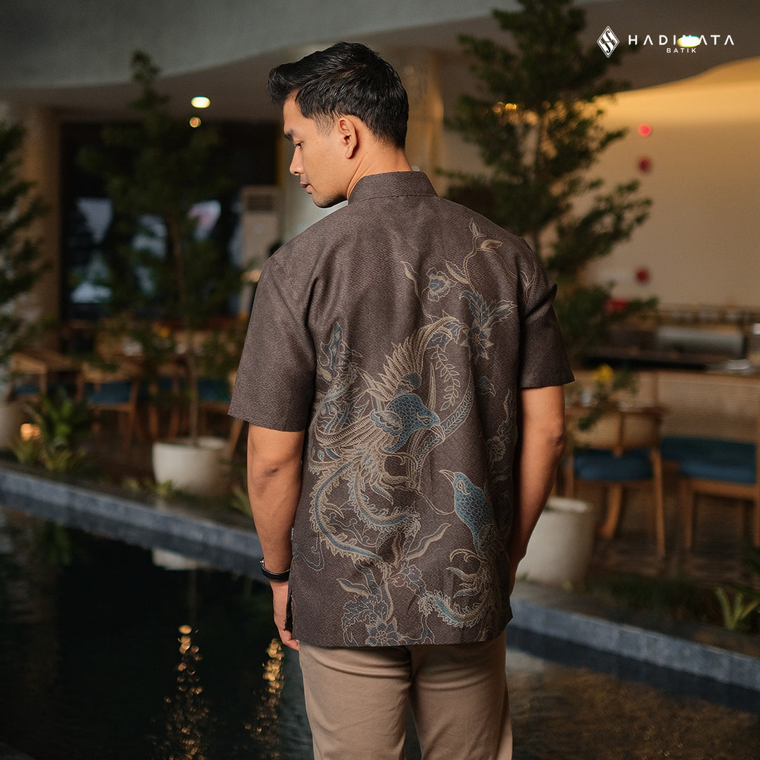 Hadinata Batik Premium Kemeja Batik Pria Lengan Pendek Furing Dobby Garudeya Brown