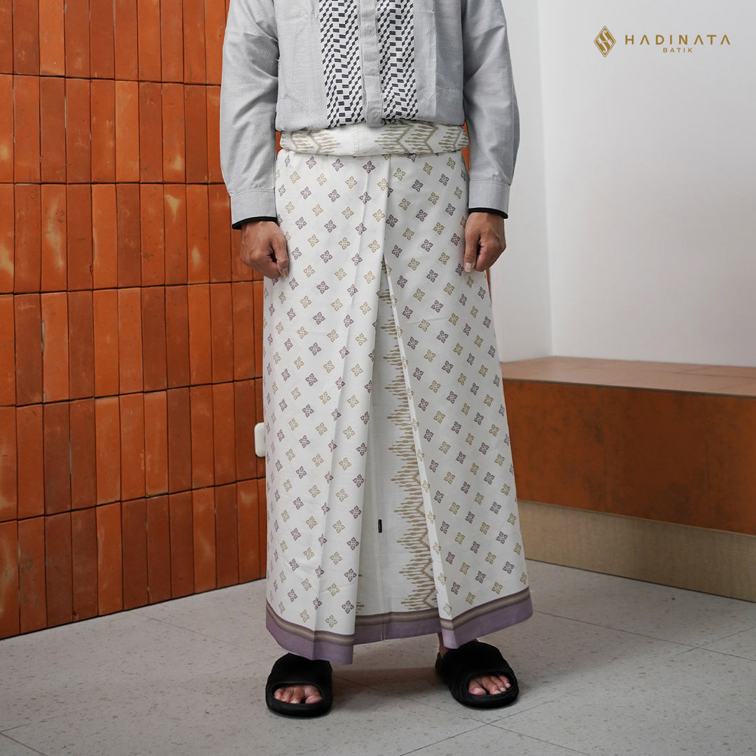 Hadinata Batik Sarung Ayoeb Broken White