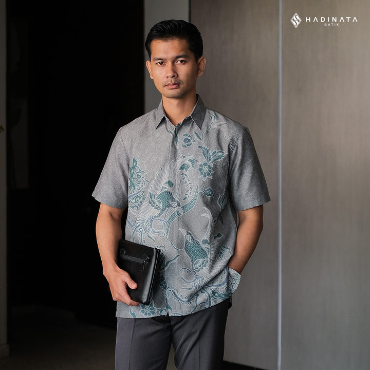 Hadinata Batik Premium Kemeja Batik Pria Lengan Pendek Furing Dobby Garudeya Grey
