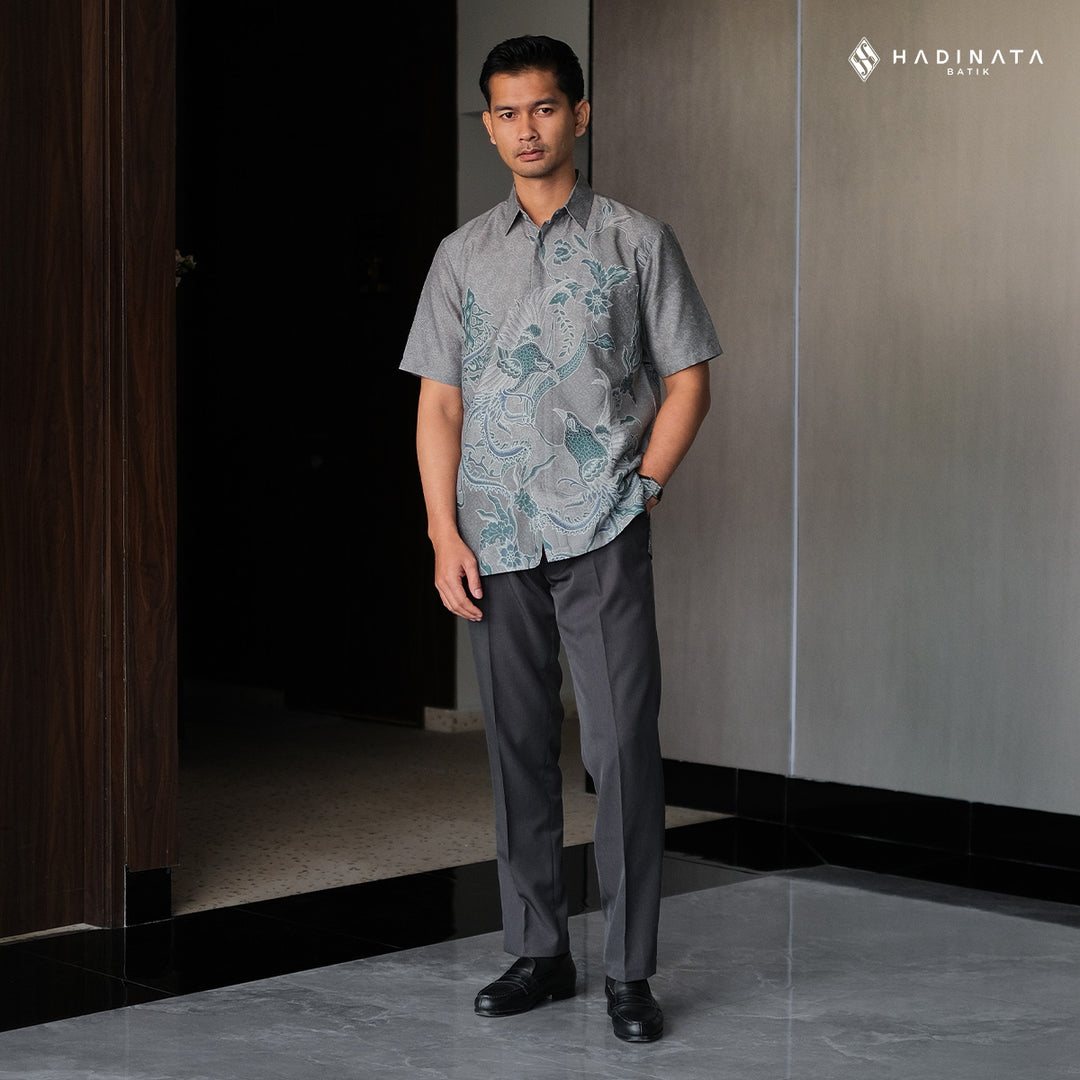 Hadinata Batik Premium Kemeja Batik Pria Lengan Pendek Furing Dobby Garudeya Grey