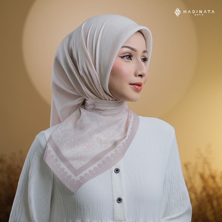 Hadinata Batik Hijab Premium Alina Cream