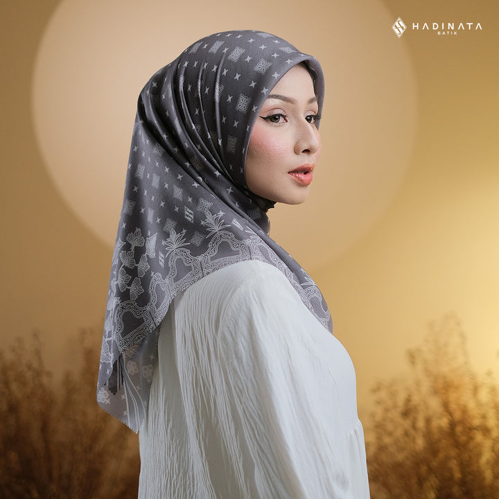 Hadinata Batik Hijab Premium Blerina Black