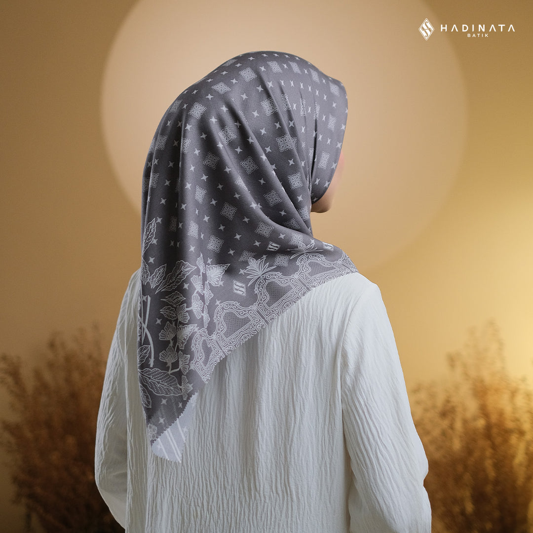 Hadinata Batik Hijab Premium Blerina Black