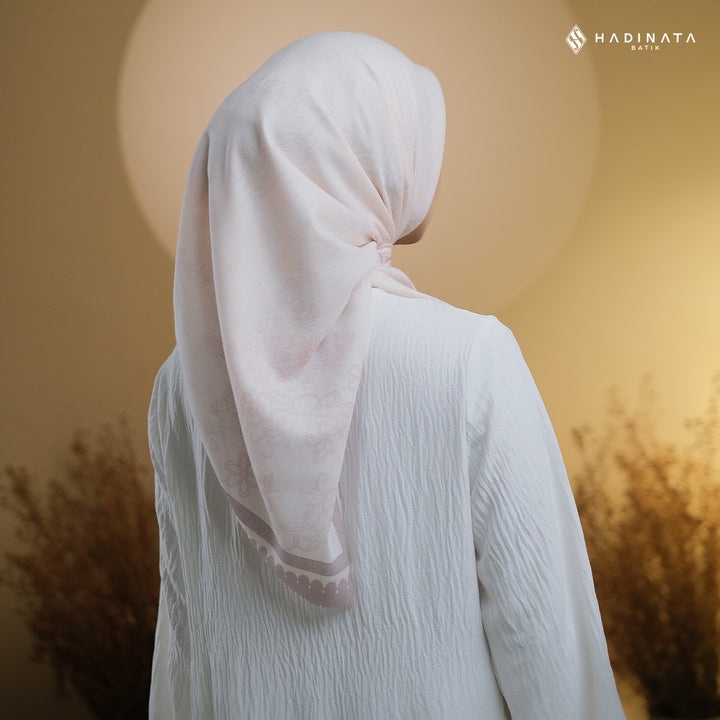 Hadinata Batik Hijab Premium Alina Cream