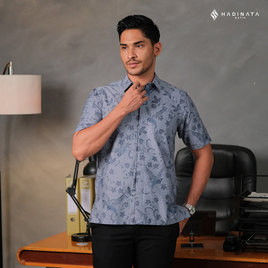 Kemeja Batik Lengan Pendek - Vanaswara Blue