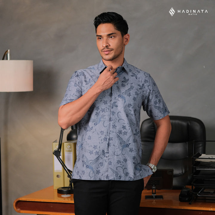 Kemeja Batik Lengan Pendek - Vanaswara Blue