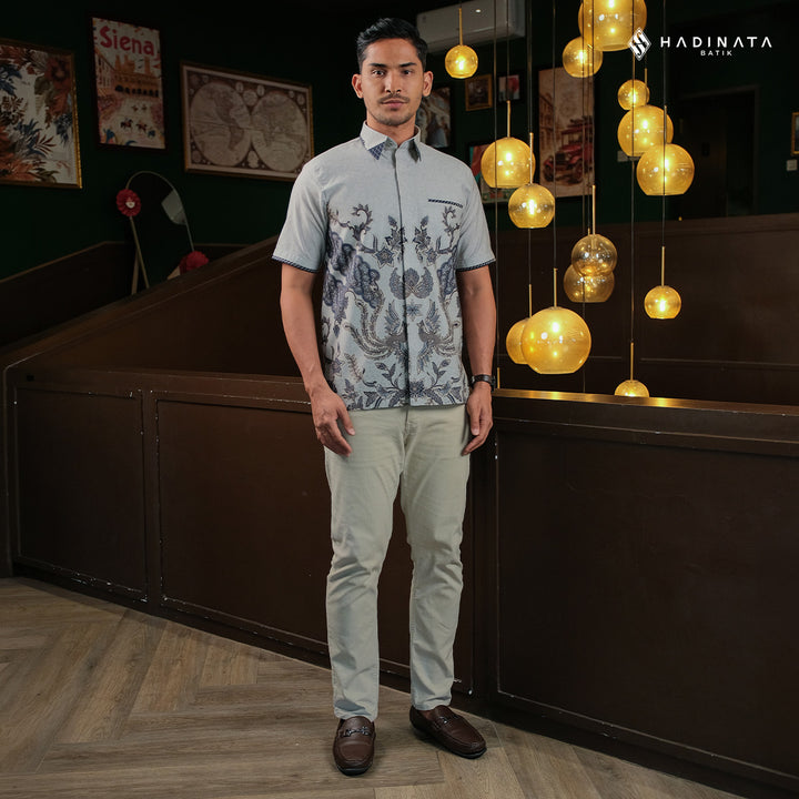 Kemeja Batik Signature Lengan Pendek - Gurda Kusuma Grey