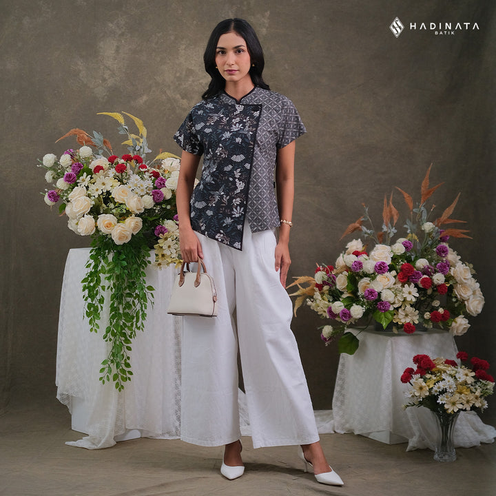 Hadinata Batik Premium Blouse Batik Wanita Lengan Pendek Superfine Widuri Black