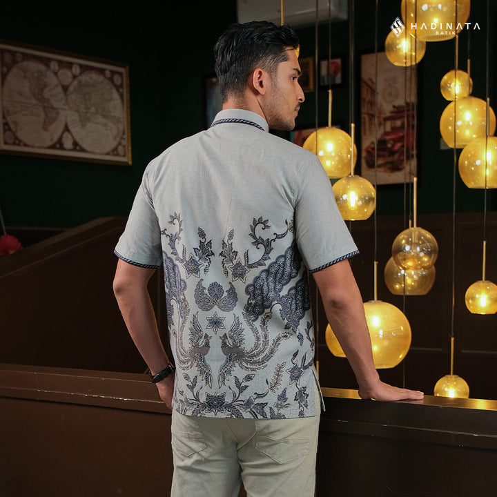 Kemeja Batik Signature Lengan Pendek - Gurda Kusuma Grey