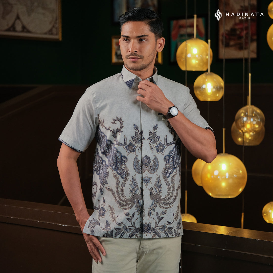 Kemeja Batik Signature Lengan Pendek - Gurda Kusuma Grey