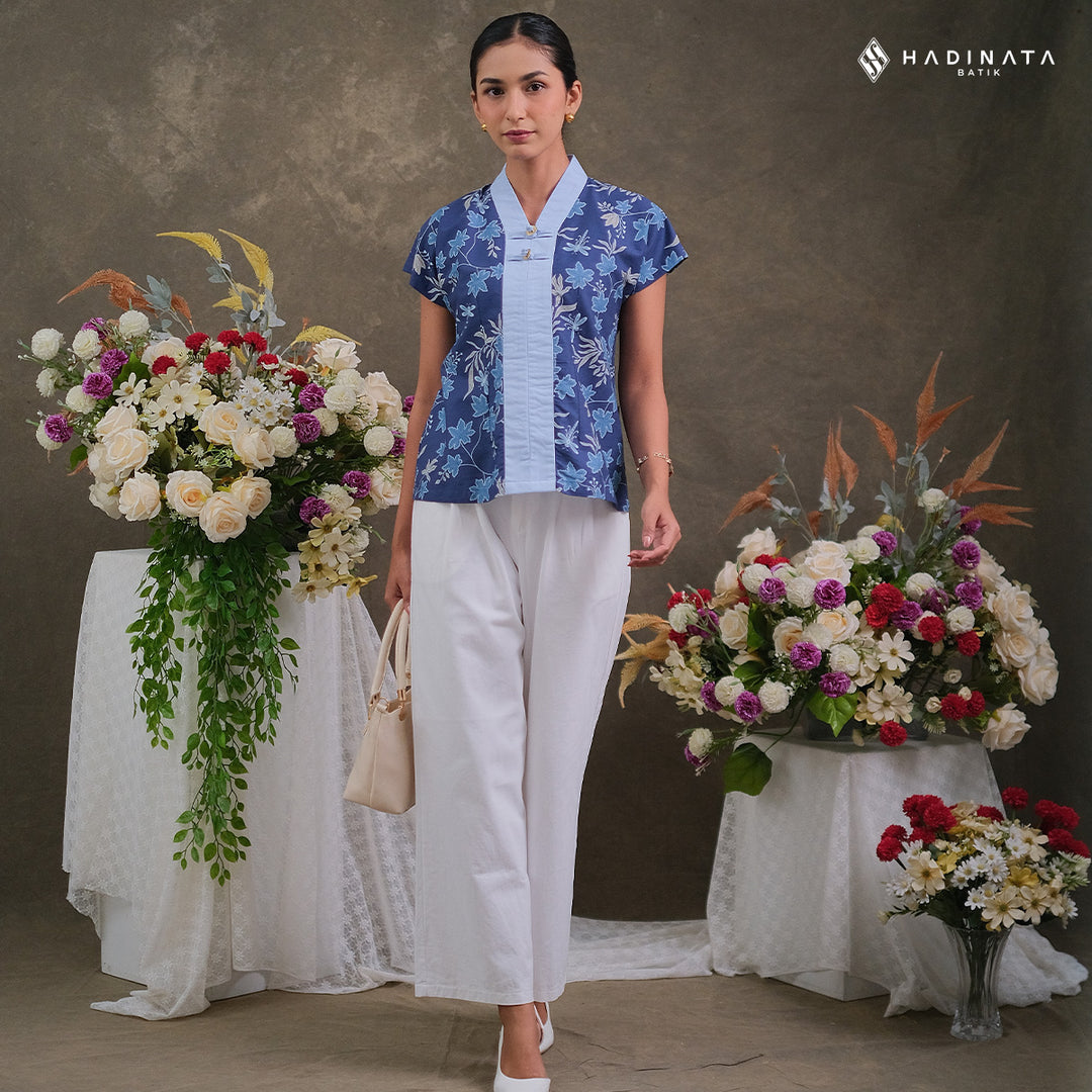 Hadinata Batik Premium Blouse Batik Wanita Lengan Pendek Superfine Vidalea Navy