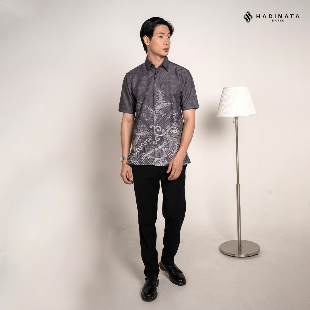 Hadinata Batik Premium Kemeja Batik Pria Lengan Pendek Superfine Datura Grey