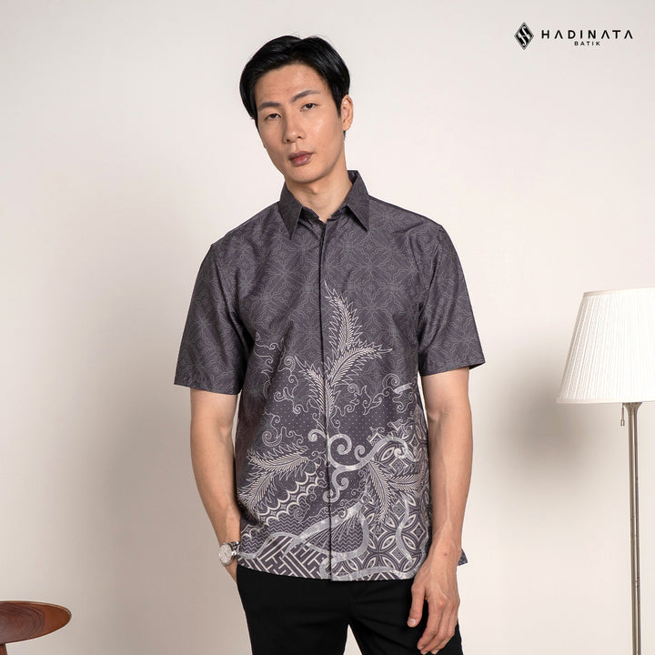 Hadinata Batik Premium Kemeja Batik Pria Lengan Pendek Superfine Datura Grey