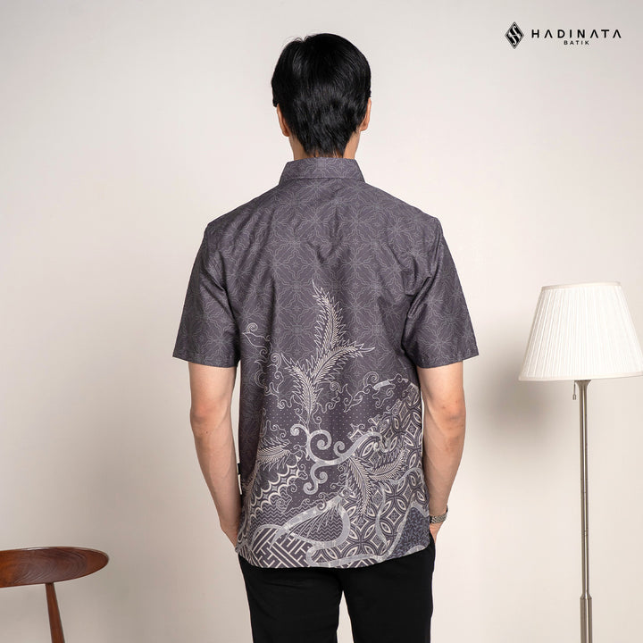 Hadinata Batik Premium Kemeja Batik Pria Lengan Pendek Superfine Datura Grey