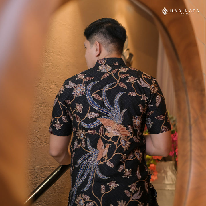 Hadinata Batik Premium Kemeja Batik Pria Lengan Pendek Superfine Klarsa Black