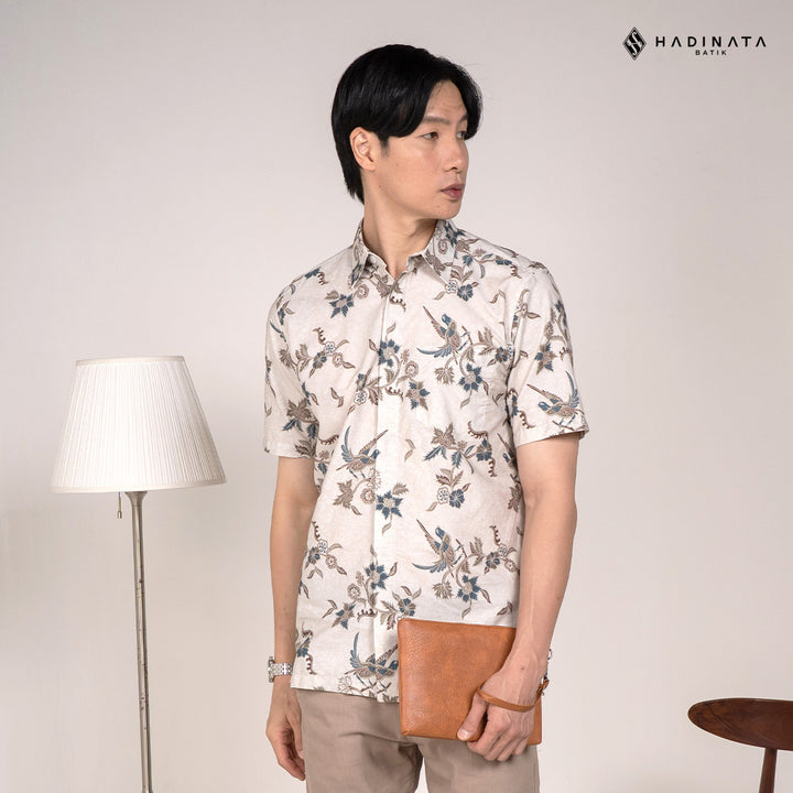 Hadinata Batik Premium Pria Kemeja Pendek Slim Fit Superfine Rinanti Cream