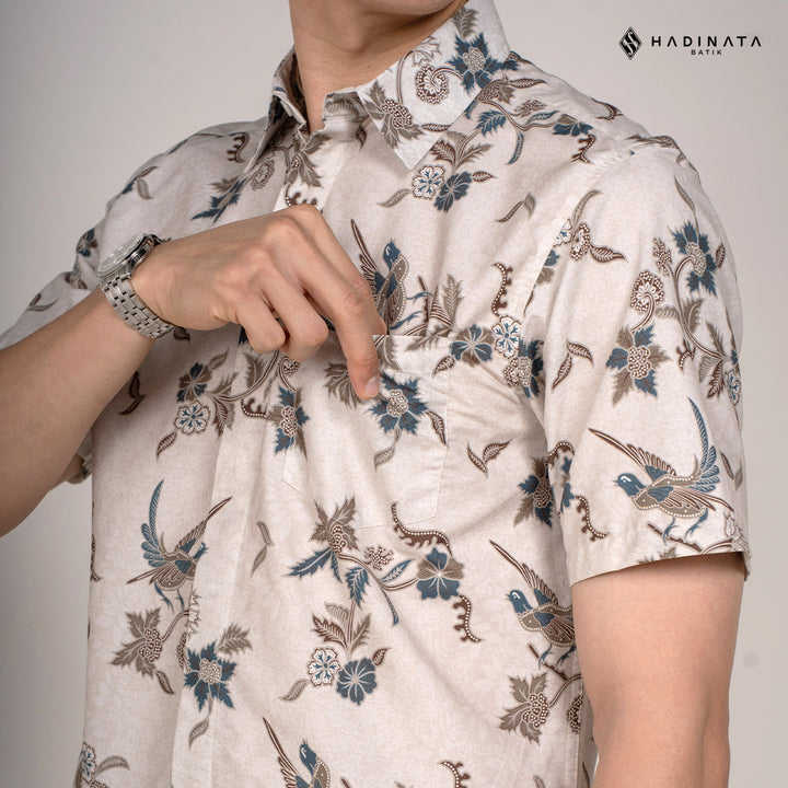 Hadinata Batik Premium Pria Kemeja Pendek Slim Fit Superfine Rinanti Cream