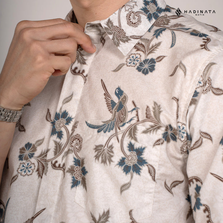 Hadinata Batik Premium Pria Kemeja Pendek Slim Fit Superfine Rinanti Cream