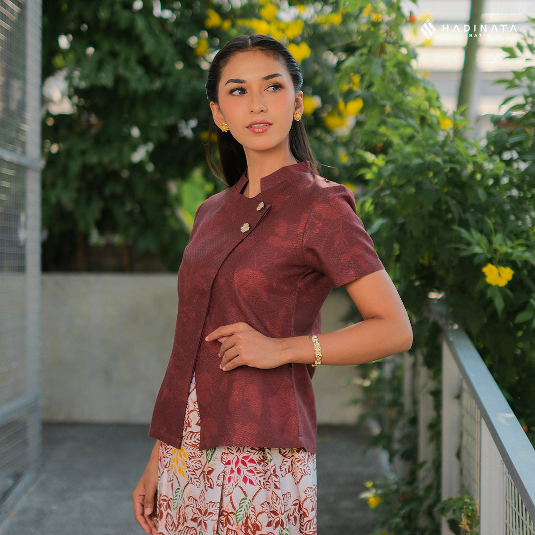 Hadinata Batik Wanita Premium Kebaya Dobby Lengan Pendek Lir Sasmita Maroon