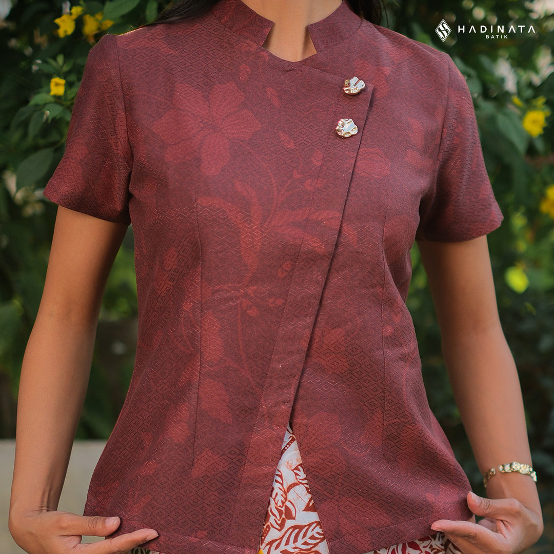Hadinata Batik Wanita Premium Kebaya Dobby Lengan Pendek Lir Sasmita Maroon