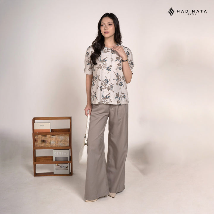 Hadinata Batik Premium Blouse Batik Wanita Lengan Pendek Superfine Rinanti Cream