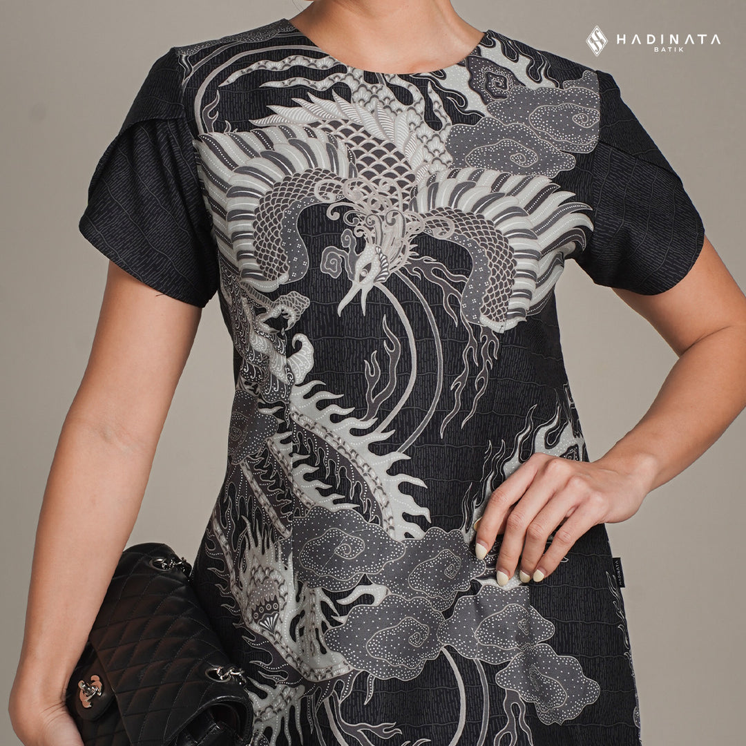 Hadinata Batik Premium Blouse Batik Wanita Lengan Pendek Superfine Bhawana Black