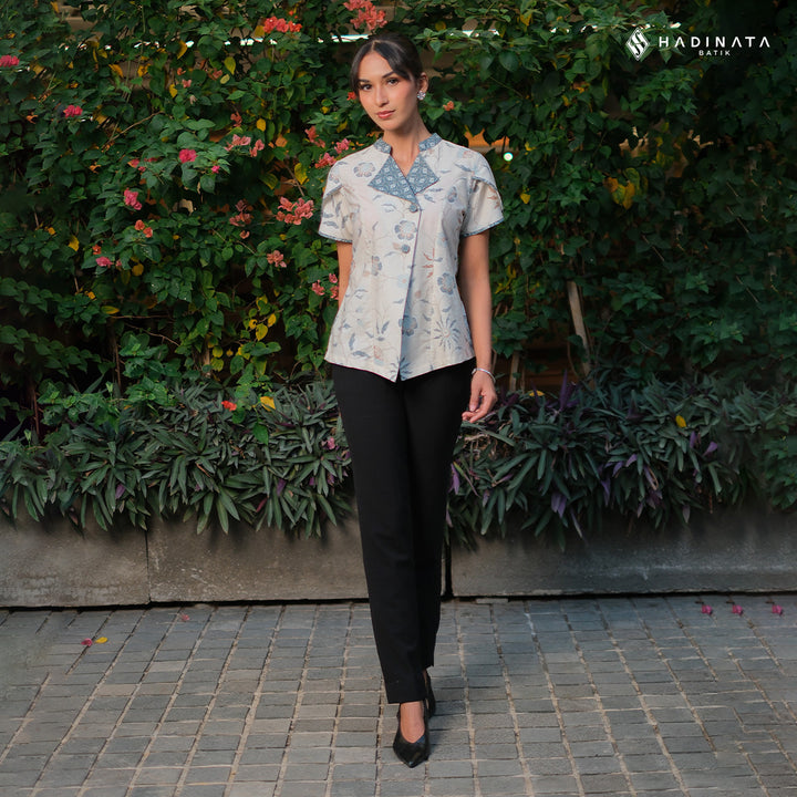 Hadinata Batik Premium Blouse Batik Wanita Lengan Pendek Superfine Sherenia Cream