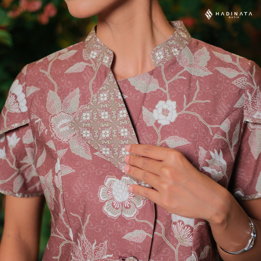 Hadinata Batik Premium Blouse Batik Wanita Lengan Pendek Superfine Sherenia Maroon