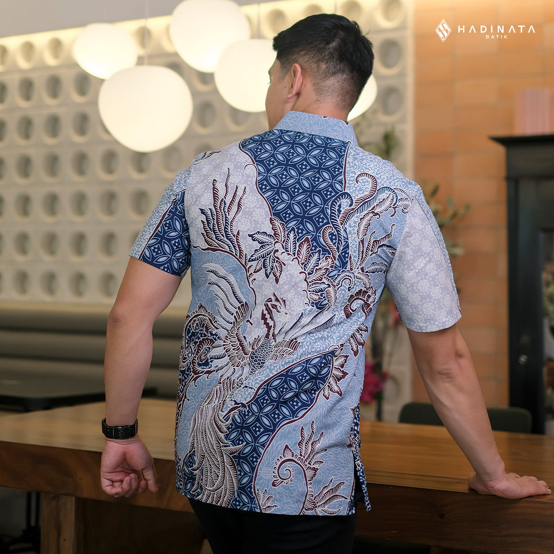 Hadinata Batik Premium Kemeja Batik Pria Lengan Pendek Superfine Bhumi Paksi Blue