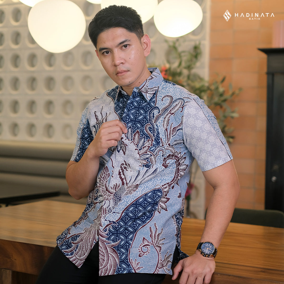 Hadinata Batik Premium Kemeja Batik Pria Lengan Pendek Superfine Bhumi Paksi Blue