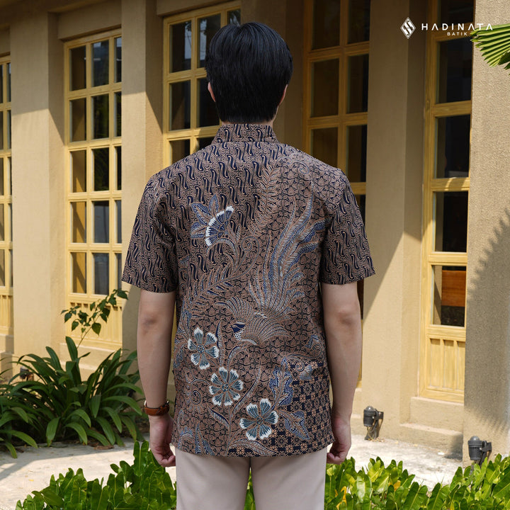 Hadinata Batik Premium Kemeja Batik Pria Lengan Pendek Superfine Akandra Brown