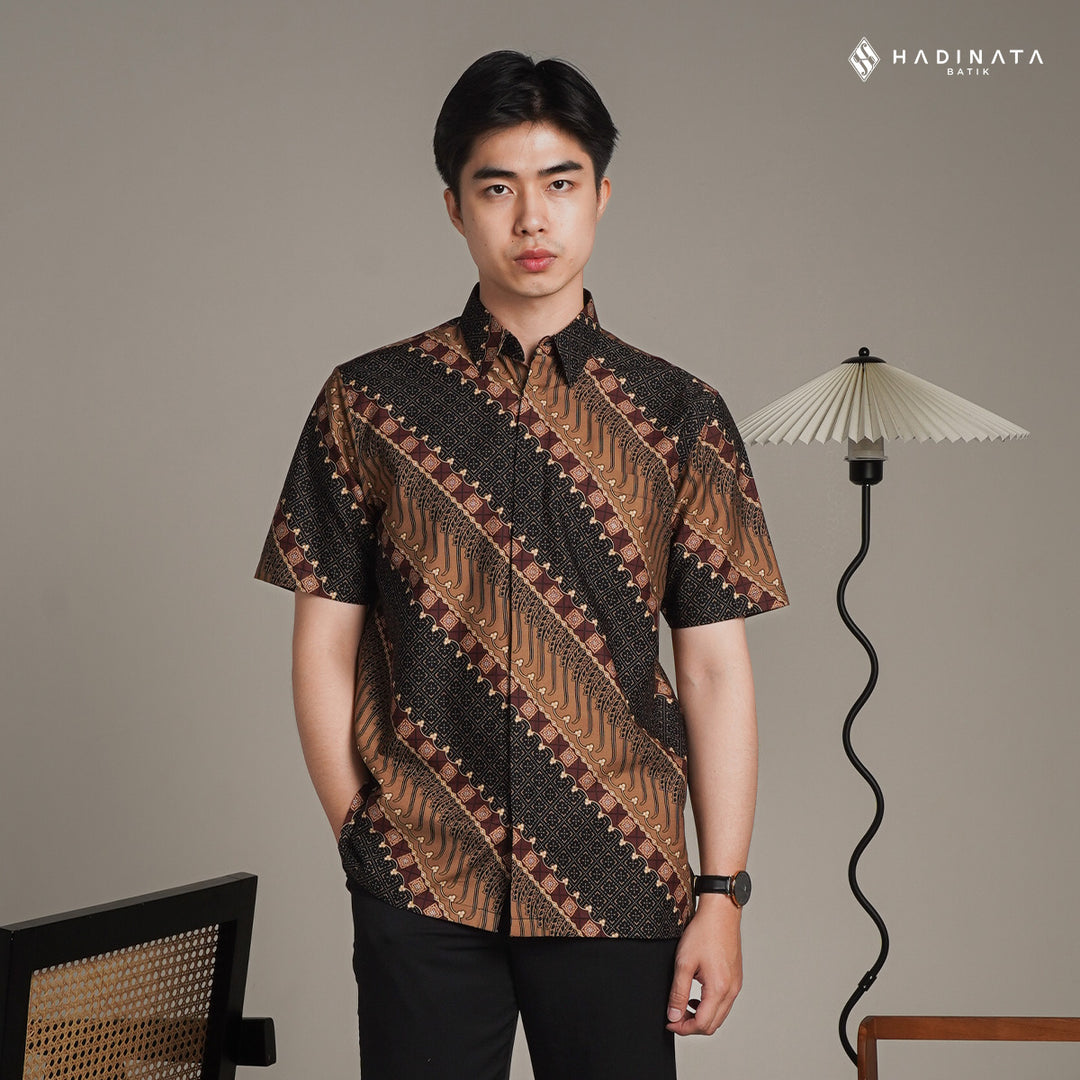 Hadinata Batik Premium Kemeja Batik Pria Lengan Pendek Superfine Sarkara Sogan