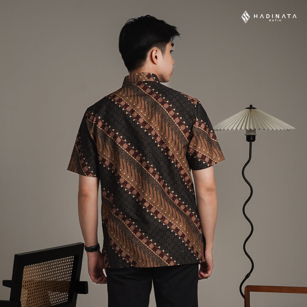 Hadinata Batik Premium Kemeja Batik Pria Lengan Pendek Superfine Sarkara Sogan