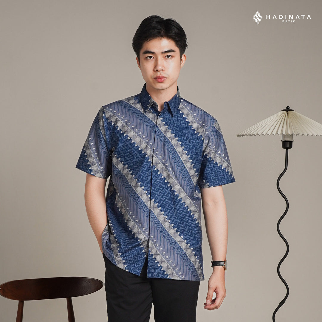 Hadinata Batik Premium Kemeja Batik Pria Lengan Pendek Superfine Sarkara Navy