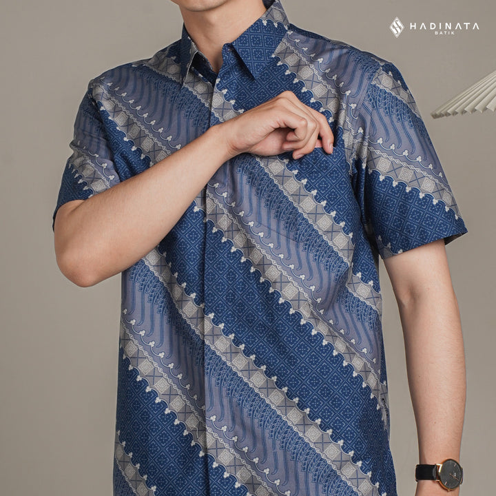 Hadinata Batik Premium Kemeja Batik Pria Lengan Pendek Superfine Sarkara Navy