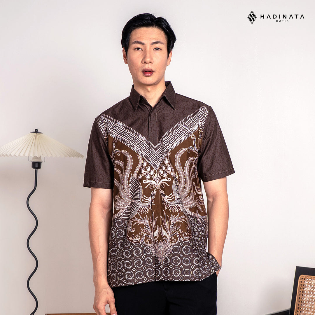 Hadinata Batik Premium Kemeja Batik Pria Lengan Pendek Superfine Himaira Brown