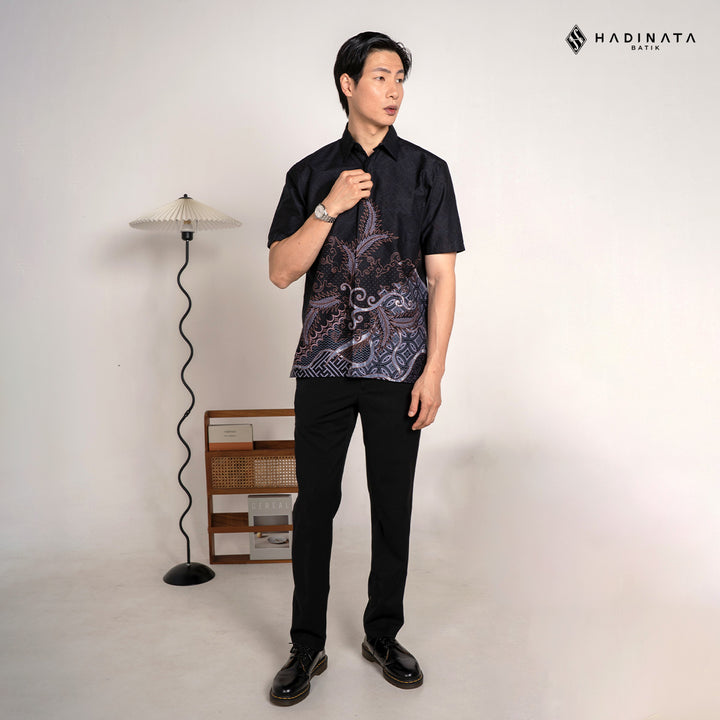 Hadinata Batik Premium Kemeja Batik Pria Lengan Pendek Superfine Datura Black