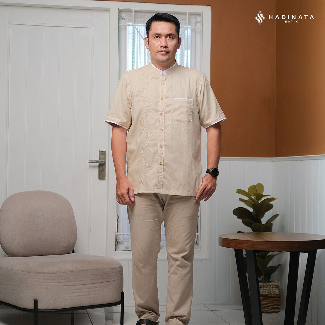 Hadinata Batik Premium Kemeja Pria Lengan Pendek Koko Dobby Zayn Cream