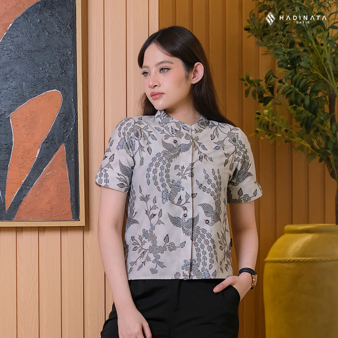 Hadinata Batik Premium Blouse Batik Wanita Lengan Pendek Superfine Wihangga Grey