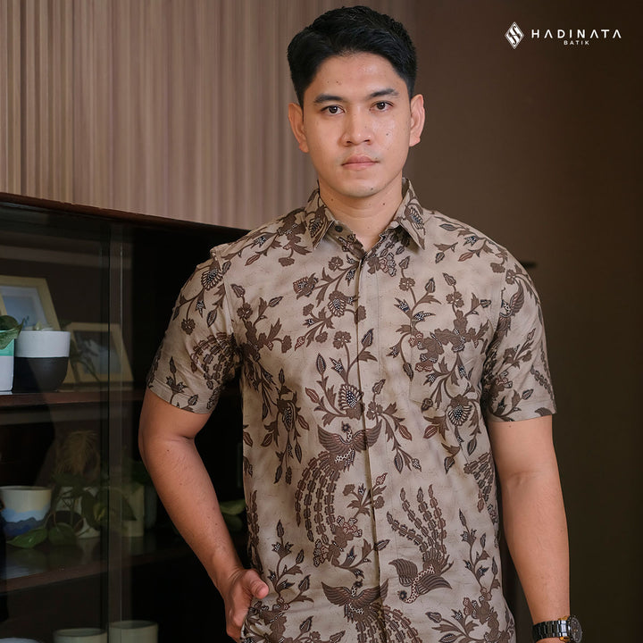 Hadinata Batik Premium Kemeja Batik Pria Lengan Pendek Superfine Wihangga Brown