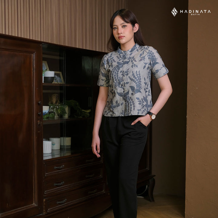 Hadinata Batik Premium Blouse Batik Wanita Lengan Pendek Superfine Wihangga Blue