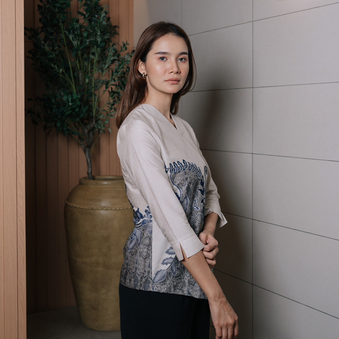Hadinata Batik Wanita Superfine Blouse Namira Nirvana