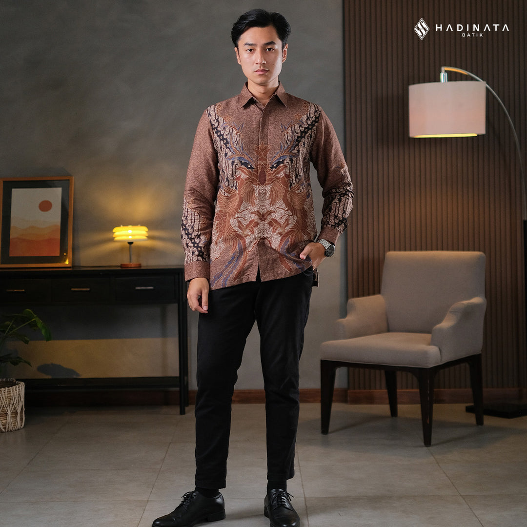 Hadinata Batik Premium Kemeja Batik Pria Lengan Panjang Dobby Furing Gulzar Brown