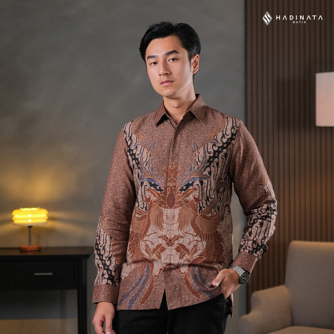 Hadinata Batik Premium Kemeja Batik Pria Lengan Panjang Dobby Furing Gulzar Brown