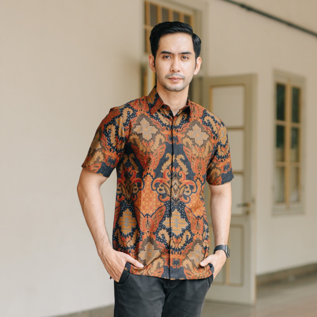 Hadinata Batik Premium Kemeja Batik Pria Lengan Pendek Karna Kalyani