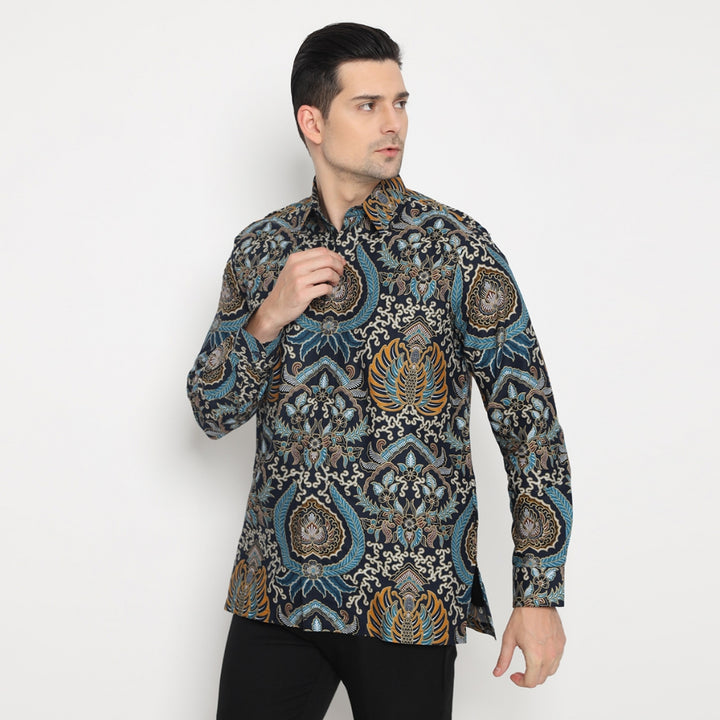 Hadinata Batik Premium Kemeja Batik Pria Lengan Panjang Furing Manoj Malika